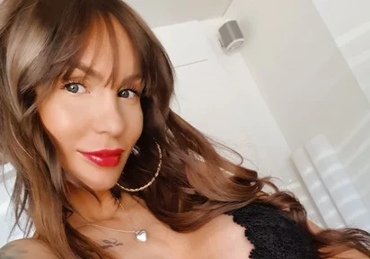 Camgirl AmyStarr ist sexy und äusserst hübsch